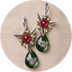 Tiny winglets earrings Green